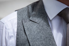 Load image into Gallery viewer, ELIE Peaked Lapel 3 Pcs Flannel Suit