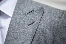 Load image into Gallery viewer, ELIE Peaked Lapel 3 Pcs Flannel Suit