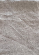 Load image into Gallery viewer, BARTON Traveler in Pegaso Linen by Solbiati