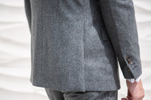 Cargar imagen en el visor de la galería, BRUNO 6 x 2 DB Flannel Suit
