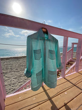Cargar imagen en el visor de la galería, ERNESTO Linen Cabana Shirt in Linen from Thomas Mason