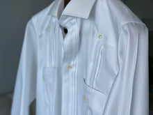 Cargar imagen en el visor de la galería, Bespoke Guayabera in Royal Twill Herringbone 100/2 Cotton