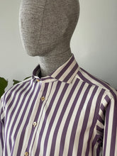 Cargar imagen en el visor de la galería, ANDRE Awning Stripe Shirt in Caccioppoli cloth
